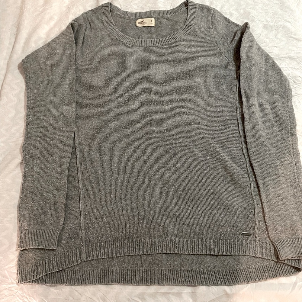 Hollister gray sweater 🧣
